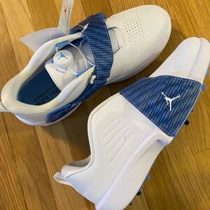 NEW Air Jordan Air Rev 'White University Blue'
